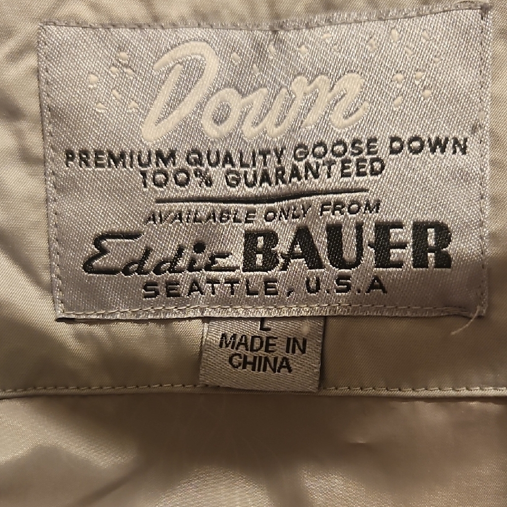 Eddie Bauer Women's Light Gray Puffer Jacket - Picture 2 of 4